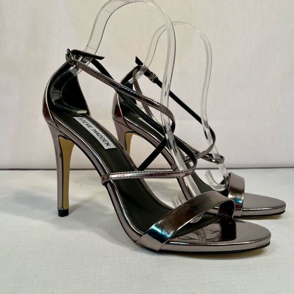 SILVER 4” HEEL SANDAL by STEVE MADDEN SIZE 8M NWOB - Picture 1 of 7